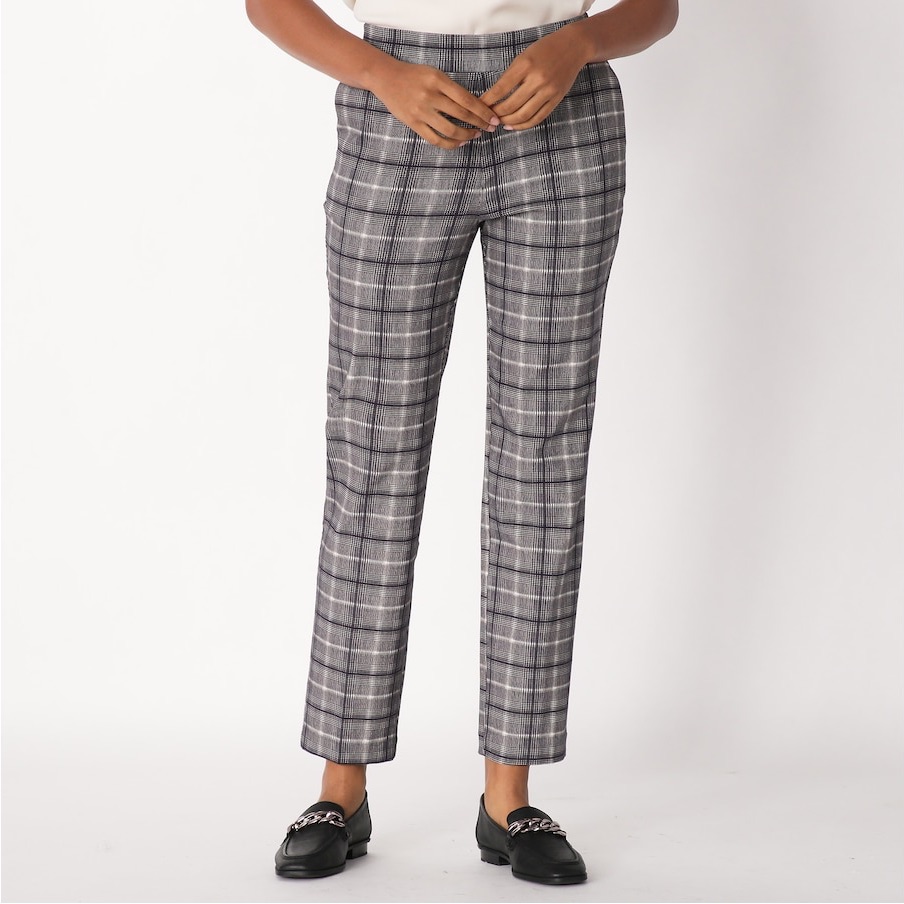Wynnelayers Flatterfit Plaid Slim Ankle Pant